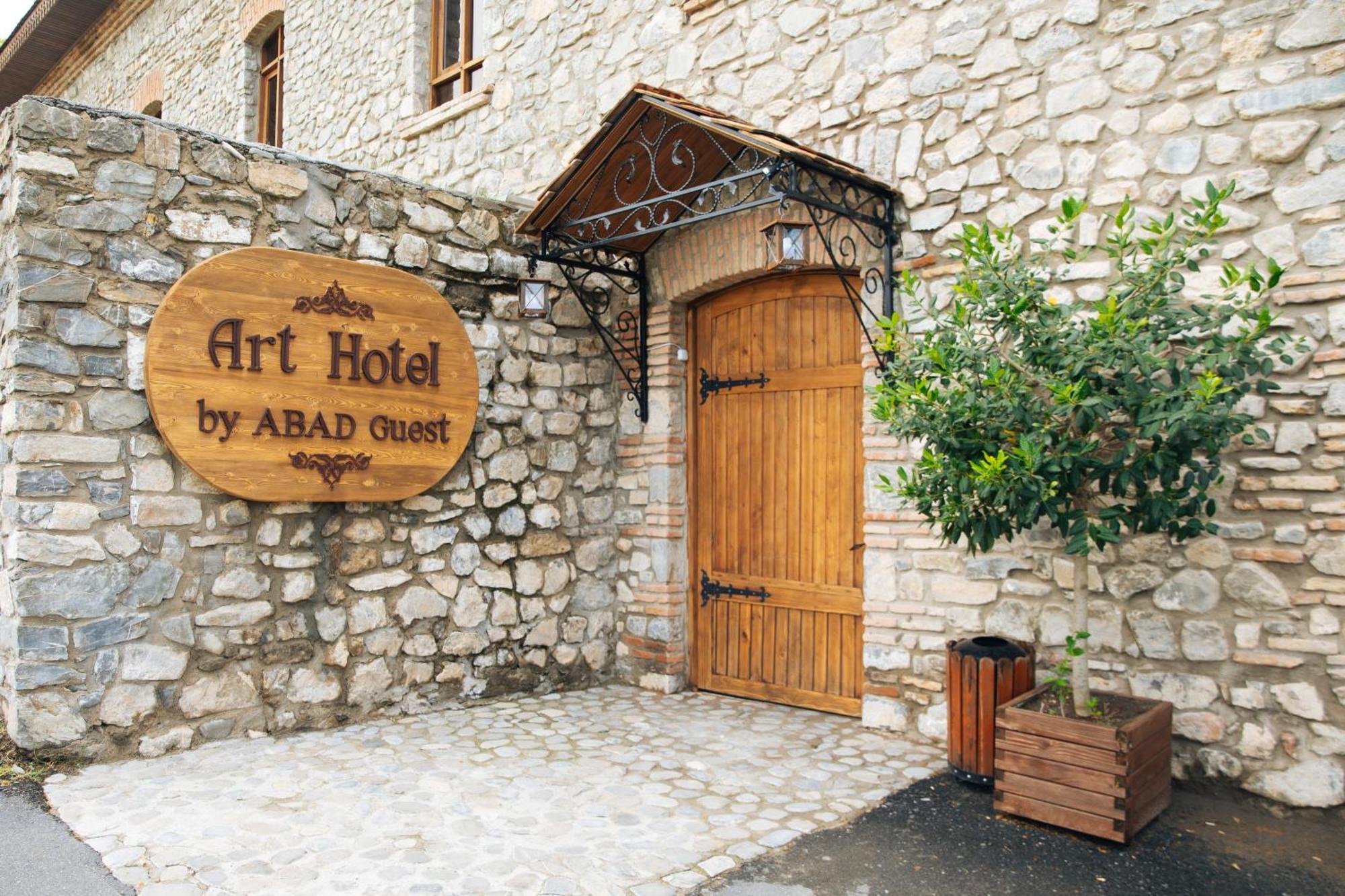 Art Hotel By Abad Guest Şǝki Eksteriør billede